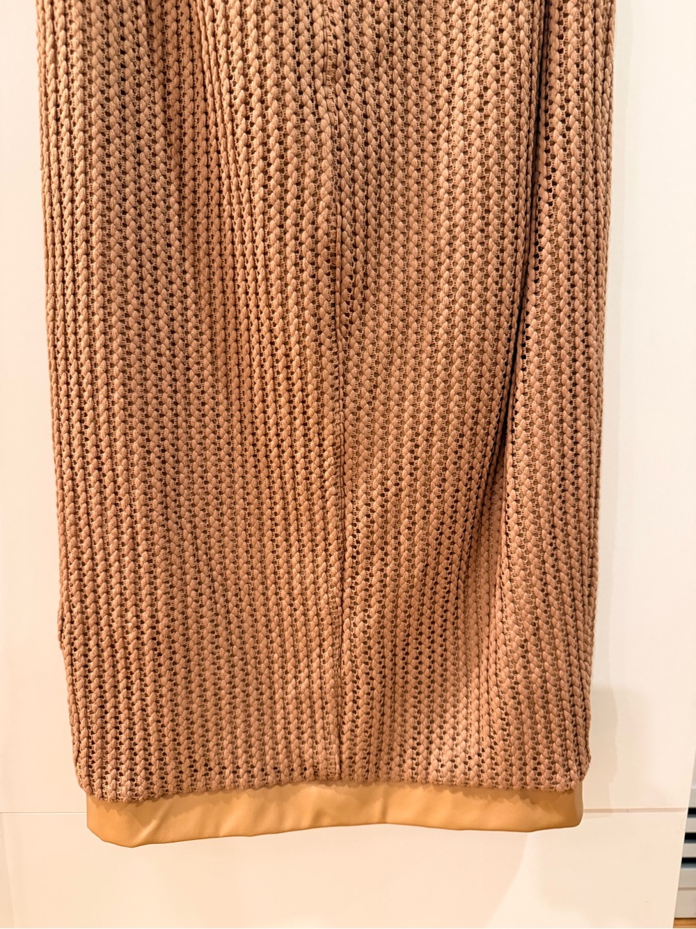 JLUXLABEL Textured Mystique Faux Leather Trim Midi Skirt Tan M NWT - Picture 8 of 16
